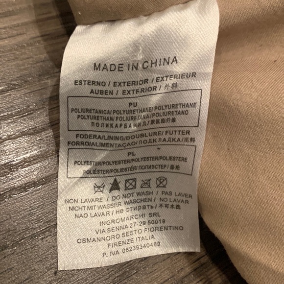 GUSSAC Italian Vegan Leather Large Handbag w Cognac Color w Gold Zipper Detail - Picture 14 of 15